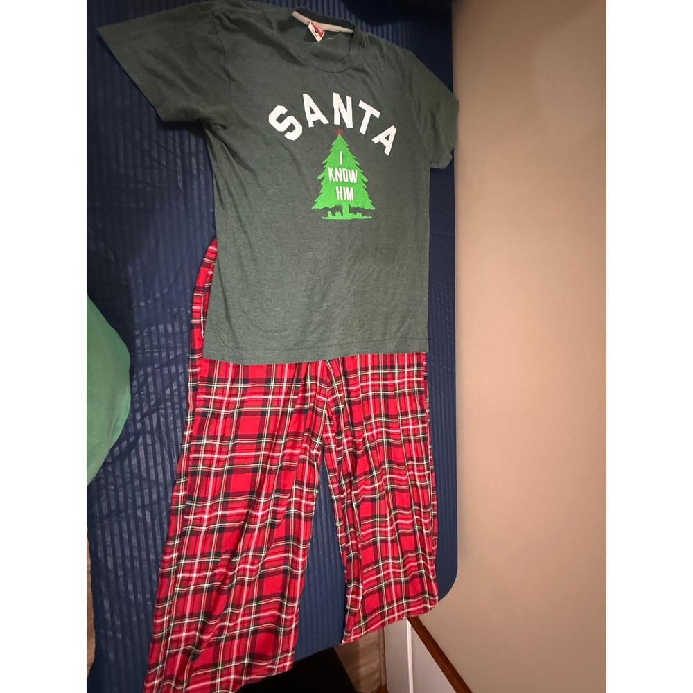 Homage Santa I Know Him Shirt & Hollister Plaid Pajama Pants Set Mens Medium